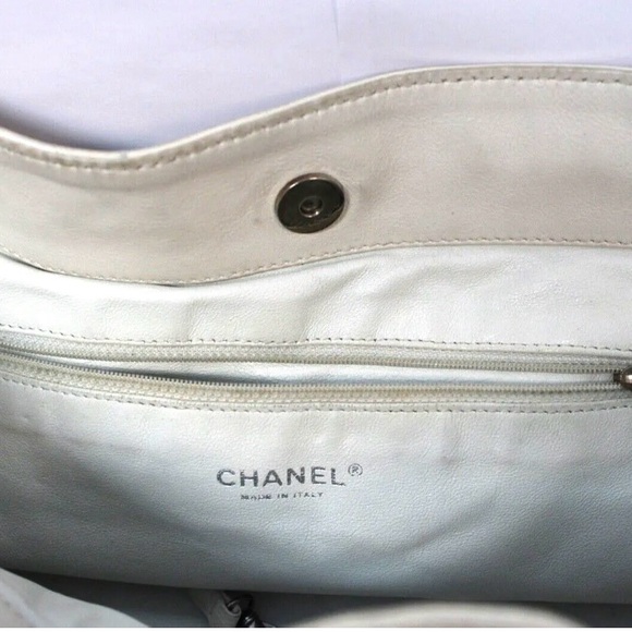 Chanel East West Modern Tote Authentic Chanel East West Tote. - Picture 6 of 16